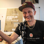 Wolf Schmidt trainiert das erfolgreiche Blindenfußball Team des FC St. Pauli, Foto: Michael Hain